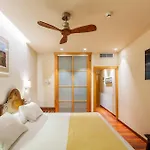 Hotel Don Paco Llanes