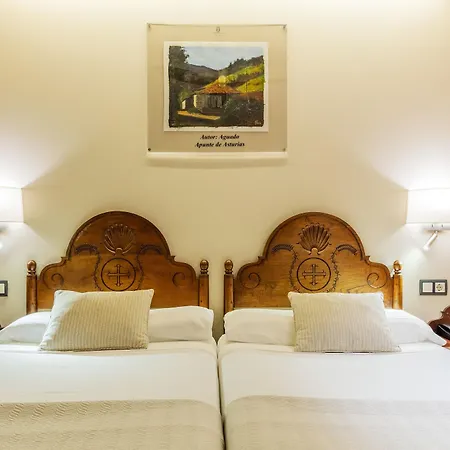 Hotel Don Paco Llanes