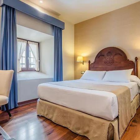 Don Paco Hotel 3*