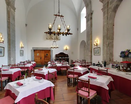 Don Paco Szálloda Llanes