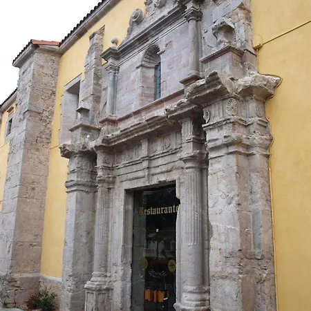 Hotel Don Paco Llanes